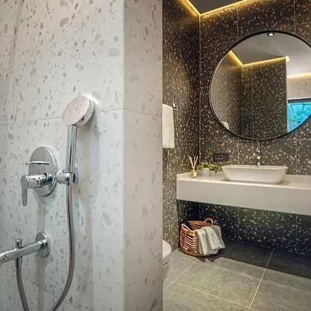 فيلة Viohouses 4- Luxury Private Korunakli Oezel Havuzlu