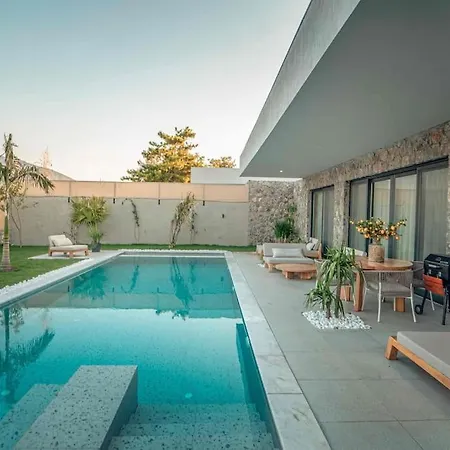 فيلة Viohouses 4- Luxury Private Korunakli Oezel Havuzlu *