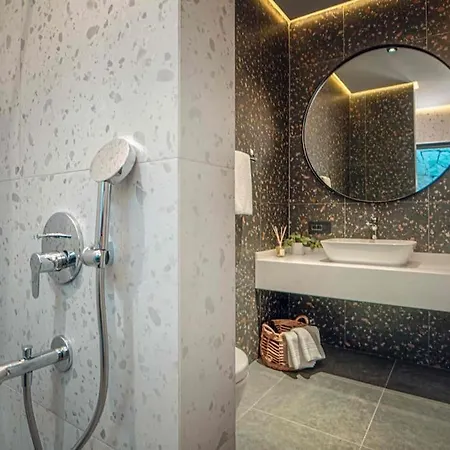 Viohouses 4- Luxury Private Korunakli Oezel Havuzlu فتحية