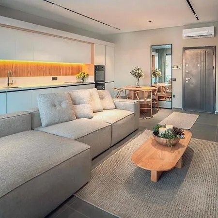 Viohouses 4- Luxury Private Korunakli Oezel Havuzlu