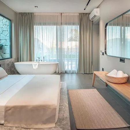 Viohouses 4- Luxury Private Korunakli Oezel Havuzlu Вилла *