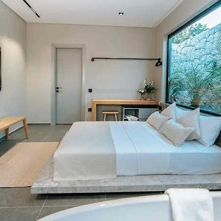 Viohouses 4- Luxury Private Korunakli Oezel Havuzlu Фетхие