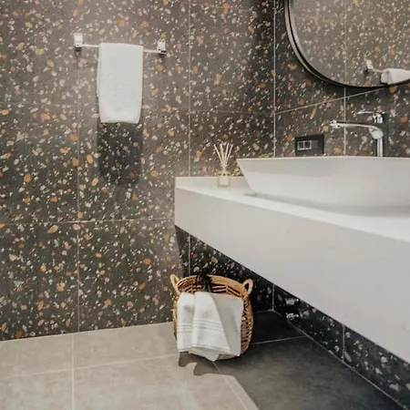 Вилла Viohouses 4- Luxury Private Korunakli Oezel Havuzlu *
